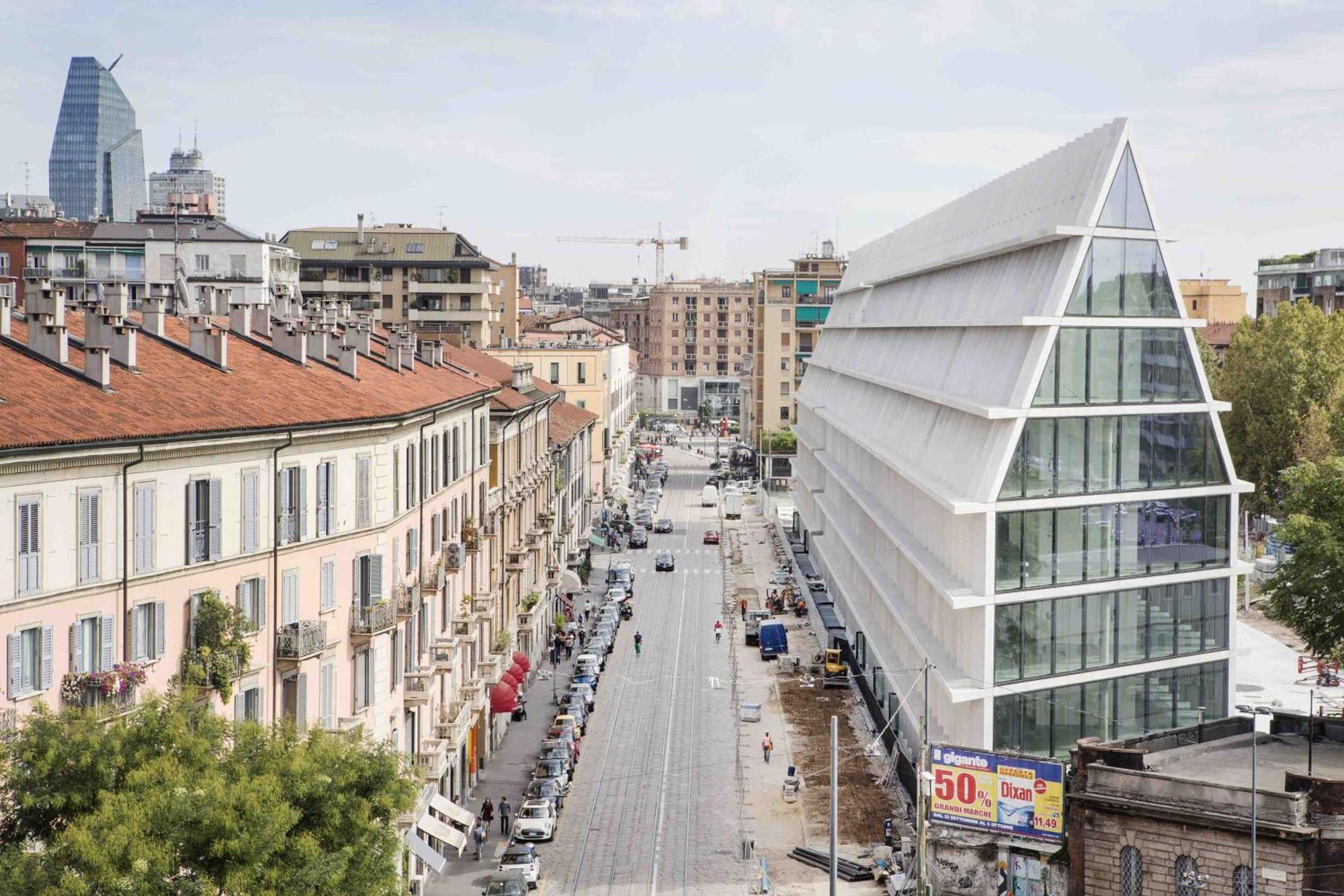Lovely Apartment In The Heart Of Milan Bagian luar foto