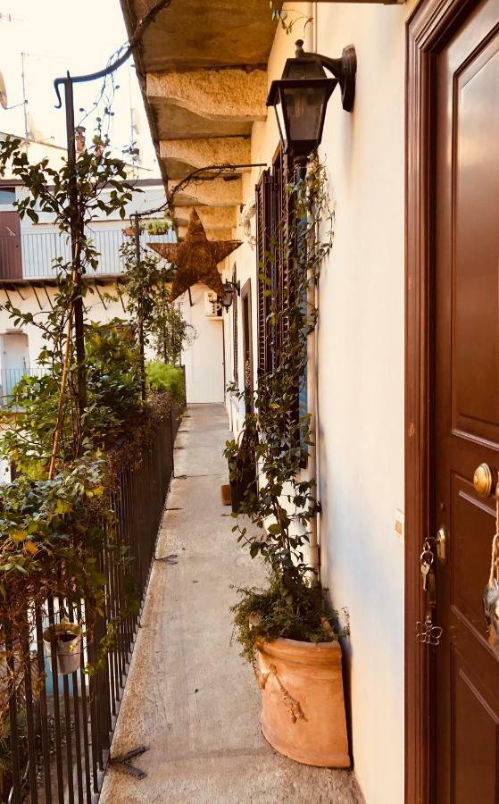 Lovely Apartment In The Heart Of Milan Bagian luar foto